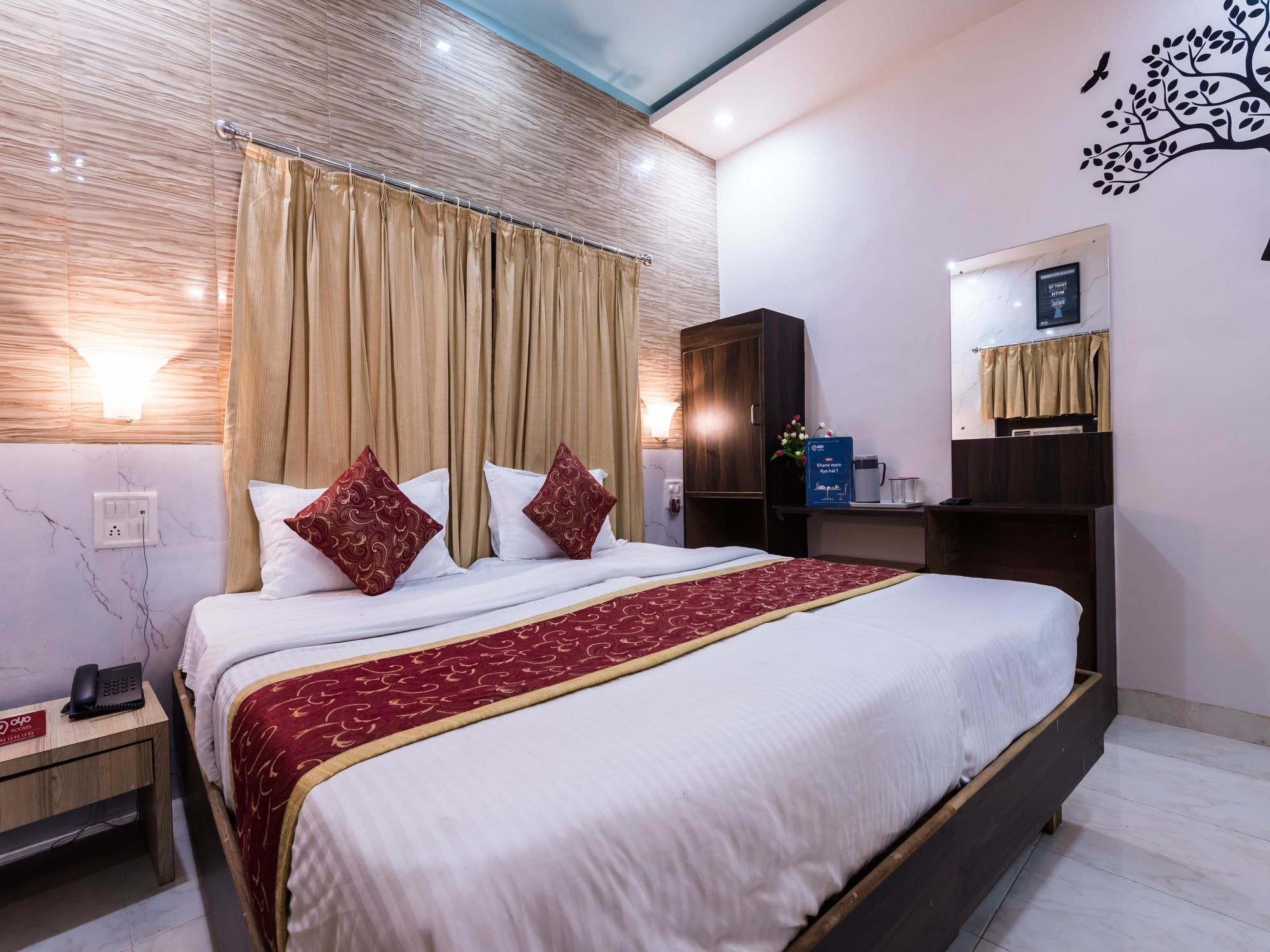 Oyo 1781 Hotel Panchratna Panvel Eksteriør bilde